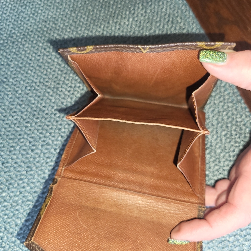 Vintage Louis Vuitton Monogram Elise Bi Fold Wallet - Picture 7 of 13